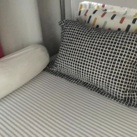 Just For Sleep-Daily Stay 20H To 10H Apres Votre Arrivee Dans Le Batiment D'Entree, Contact I'Hote Via Le Message Ici De Reservation Pour L'Enregistrement I'Entree Dans La Propriete Sans I'Approbation Est Interdite-Resevation D'Un Tiers Est Inaccepta Bobigny Buitenkant foto